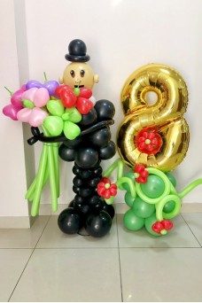 Композиция из шаров с 8 марта