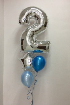 Фонтан из шаров на 2 годика